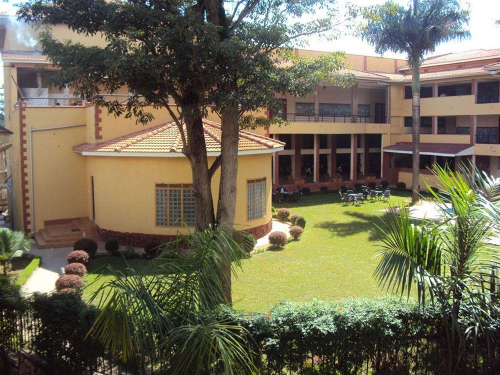 Silver Springs Hotel Kampala Zewnętrze zdjęcie
