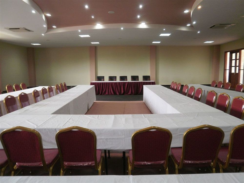 Silver Springs Hotel Kampala Zewnętrze zdjęcie