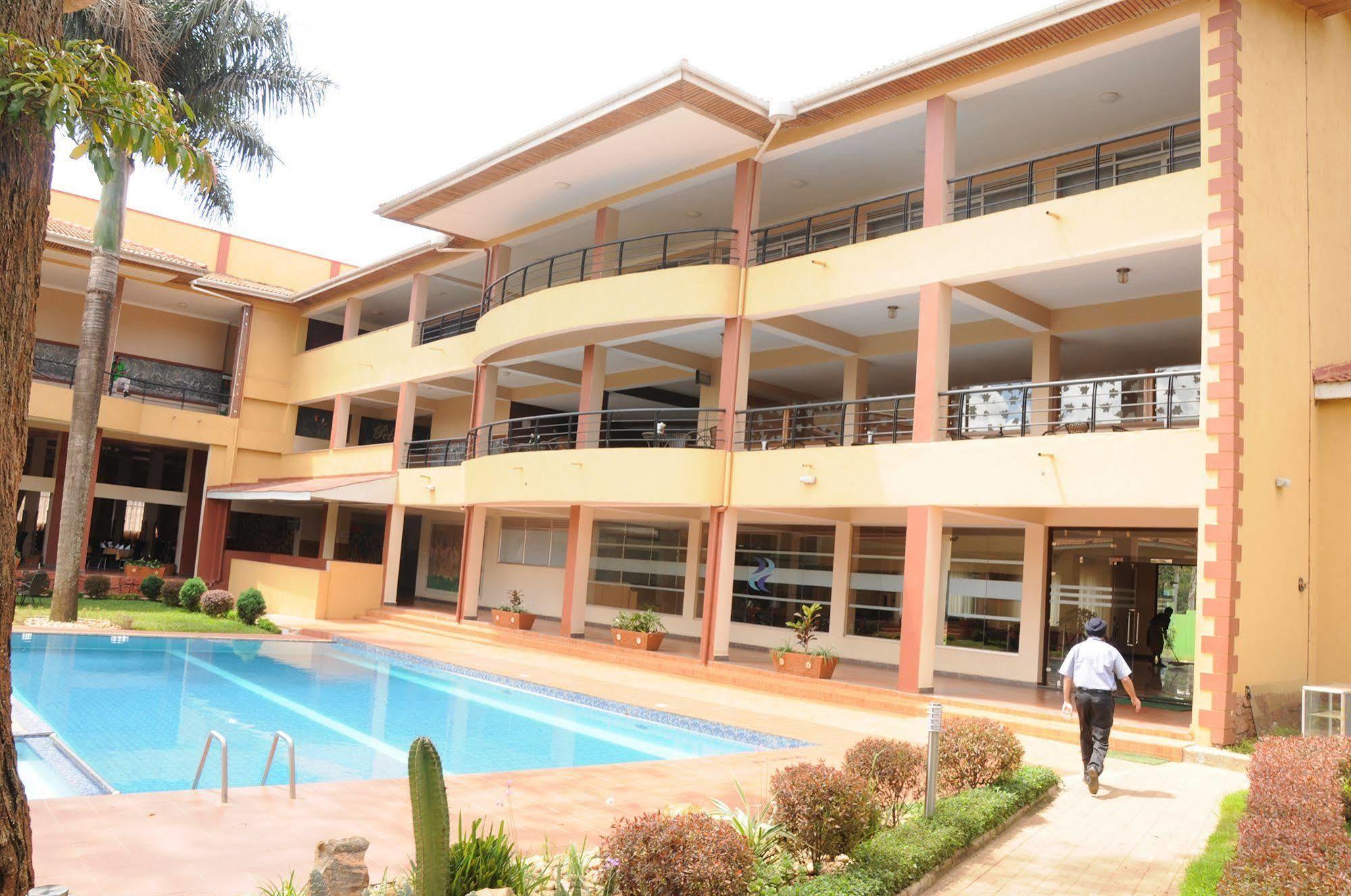 Silver Springs Hotel Kampala Zewnętrze zdjęcie