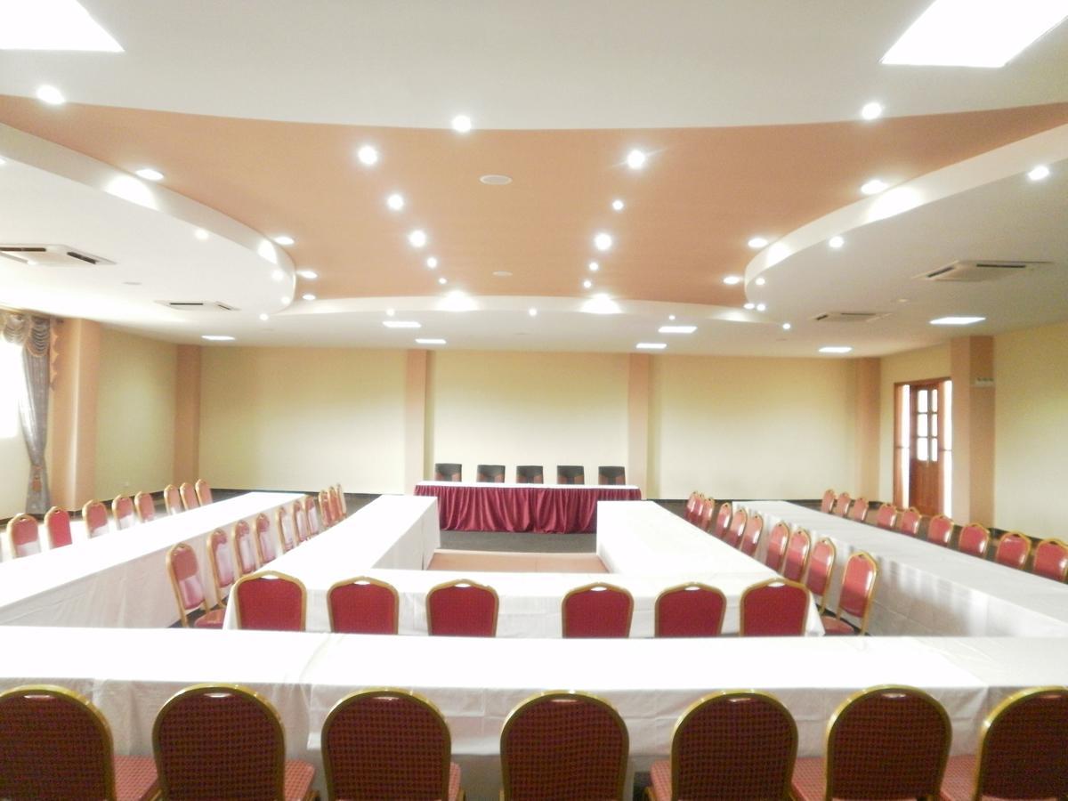 Silver Springs Hotel Kampala Zewnętrze zdjęcie