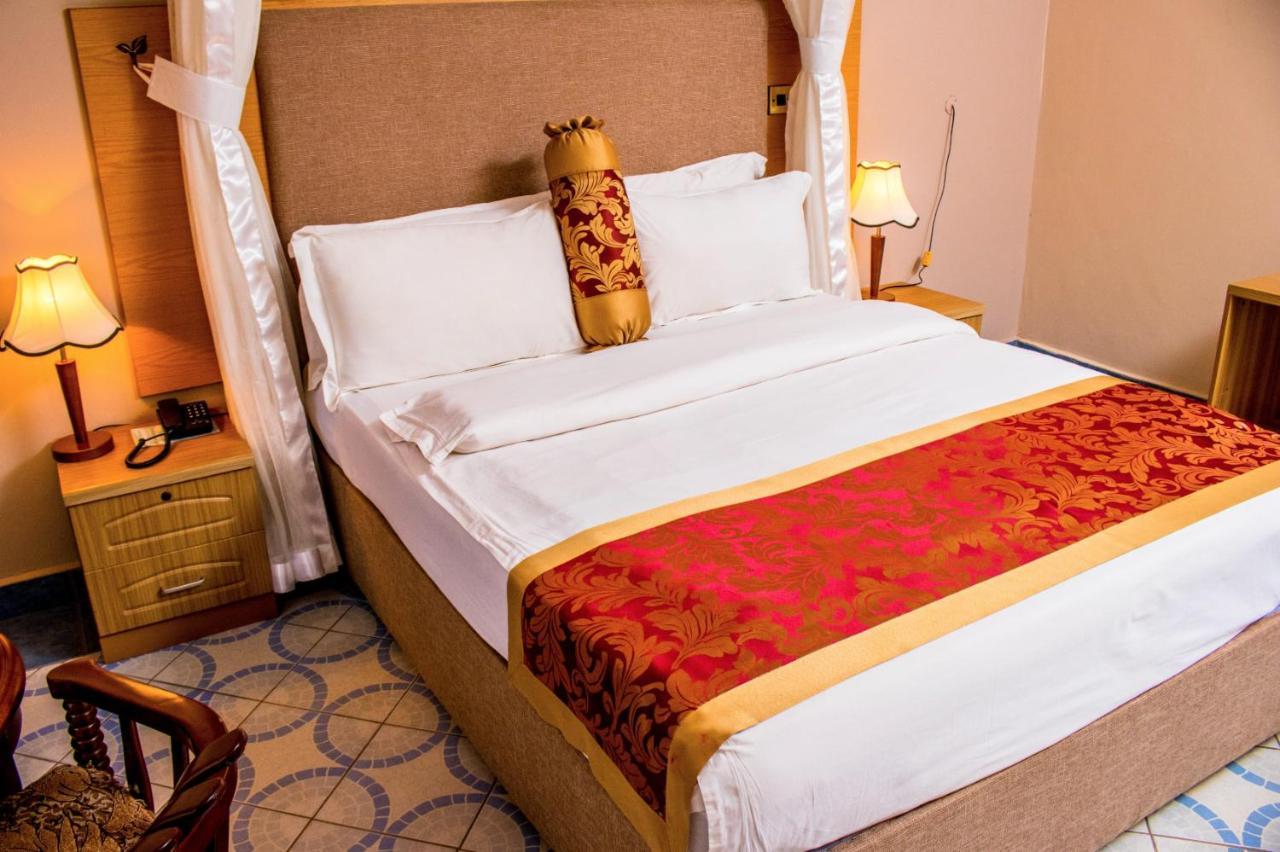 Silver Springs Hotel Kampala Zewnętrze zdjęcie